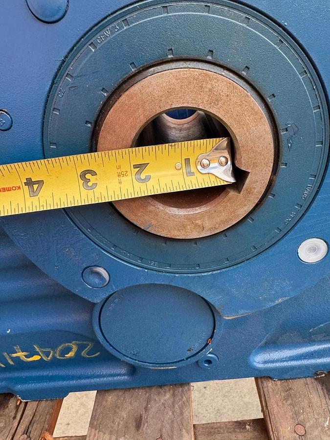 SEW-EURODRIVE GEAR REDUCER MOD KAF87/A 1 1XK 750 TO 36 RPM 2" HOLE SIZE