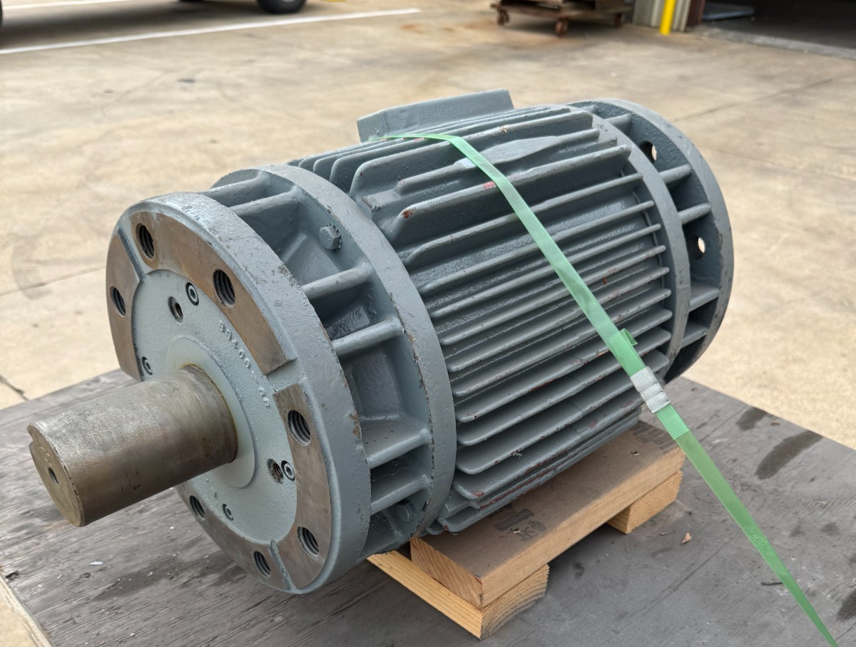 RELIANCE MOTOR DOUBLE SHAFTED GG1 3.6HP 5MAF13898GT-NG-MOD 725 RPM 230/460V