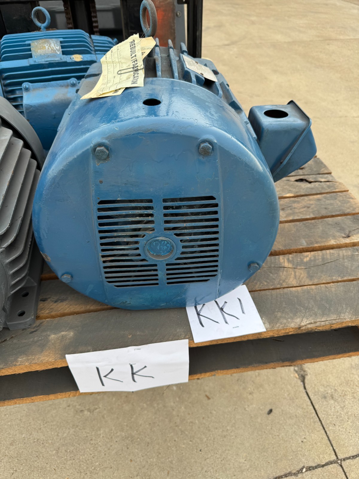 GE MOTOR KK1 15 HP MODEL 5K284BN305 1175 RPM 230/460 V 3 PH 40.6/20.3 AMP FR 284