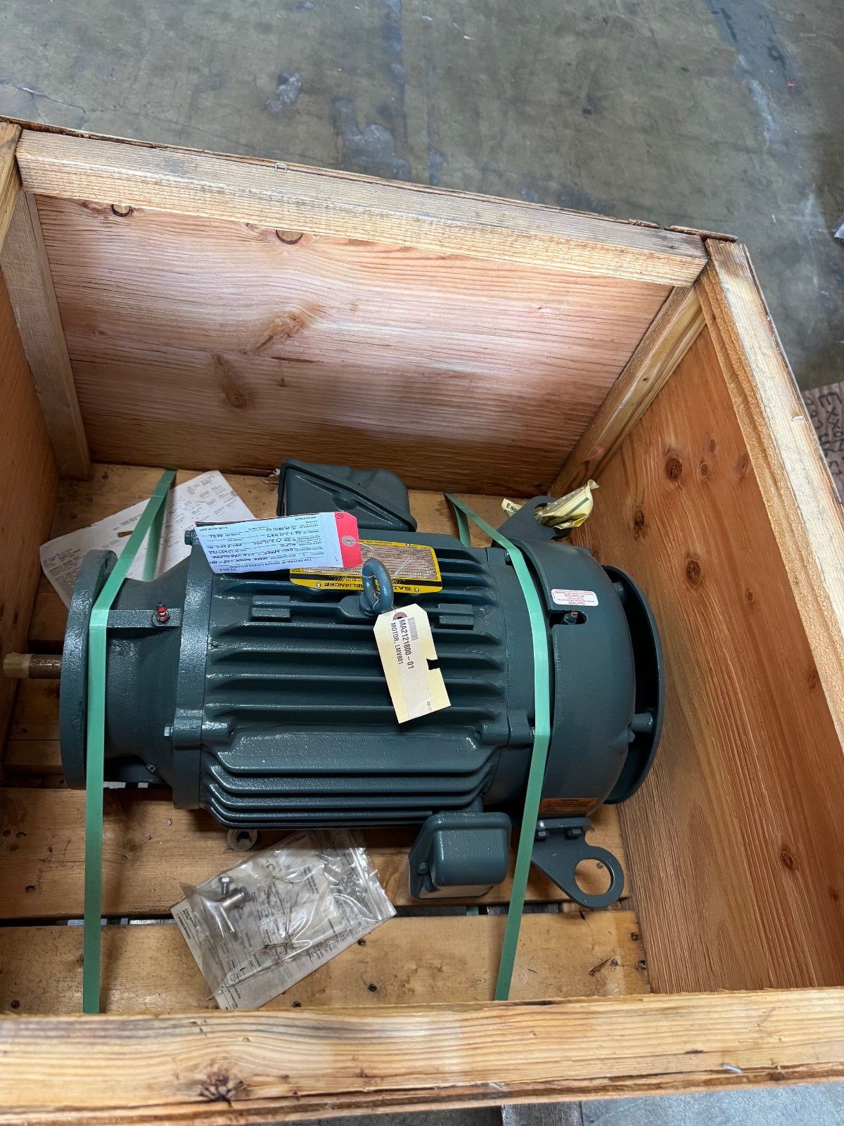 BALDOR SUPER E MOTOR XA9 15 HP MODEL M01AA02 3520 RPM 460 V 3 PH 17 AMP FR 254HP