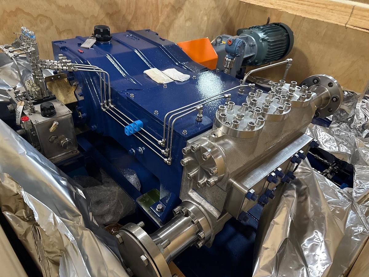 RUHRPUMPEN TYPE RDPT 100/80-S11 B28(A) Positive-displacement Triplex Pump 2YL