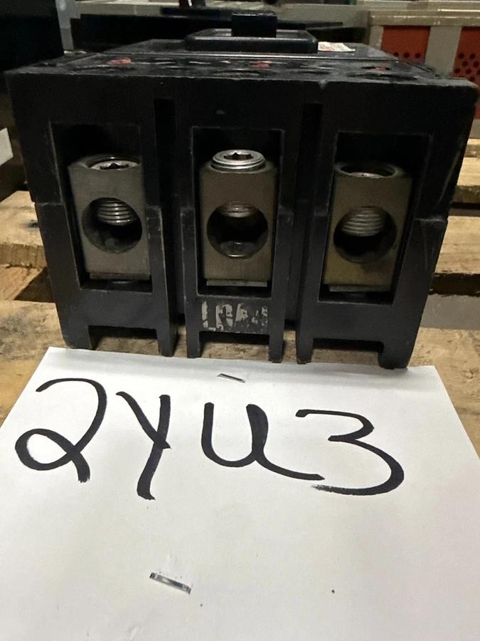Refurbished Westinghouse Molded Case Circuit Breaker LB400F 400 Amp 3-Pole, 600 Volt 2YU3