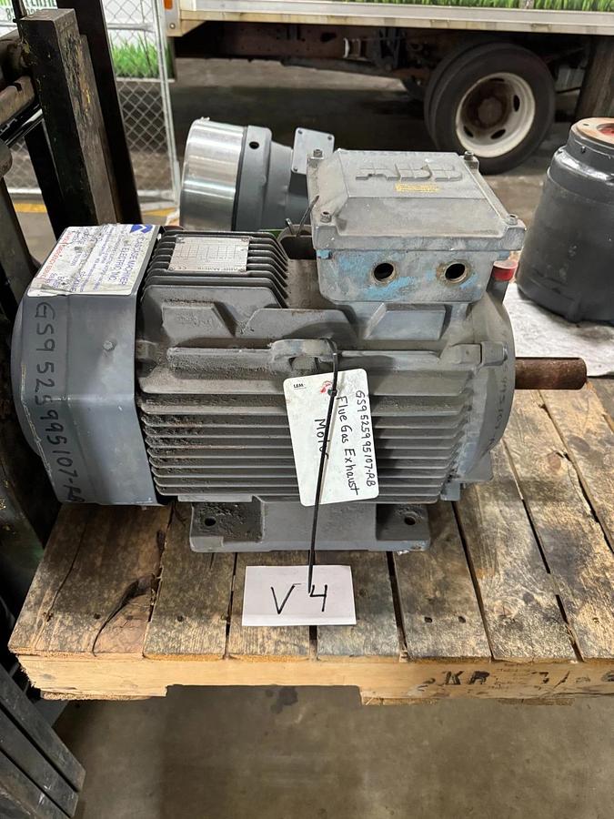 ABB Motor V4 15 HP MODEL MB2A 160 L4 1800 RPM 480/230V 19.4 AMP 3 PH