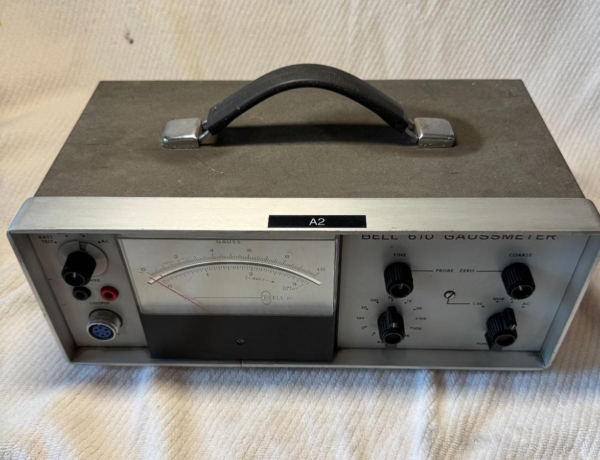 F.W. BELL GAUSMETER AC3 MODEL 640 SER 61398