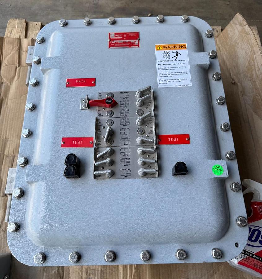 APPLETON EXPLOSION PROOF BREAKER PANEL ALPNB12C18BF-362 100 AMP 120/208 V 3 PH