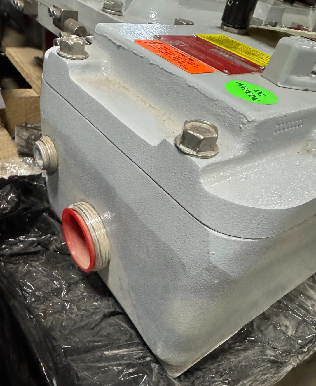 APPLETON EGS EXPLOSION PROOF BREAKER V52 60 AMP 480 V 3 POLE 3 PH AEBB13460-C-35
