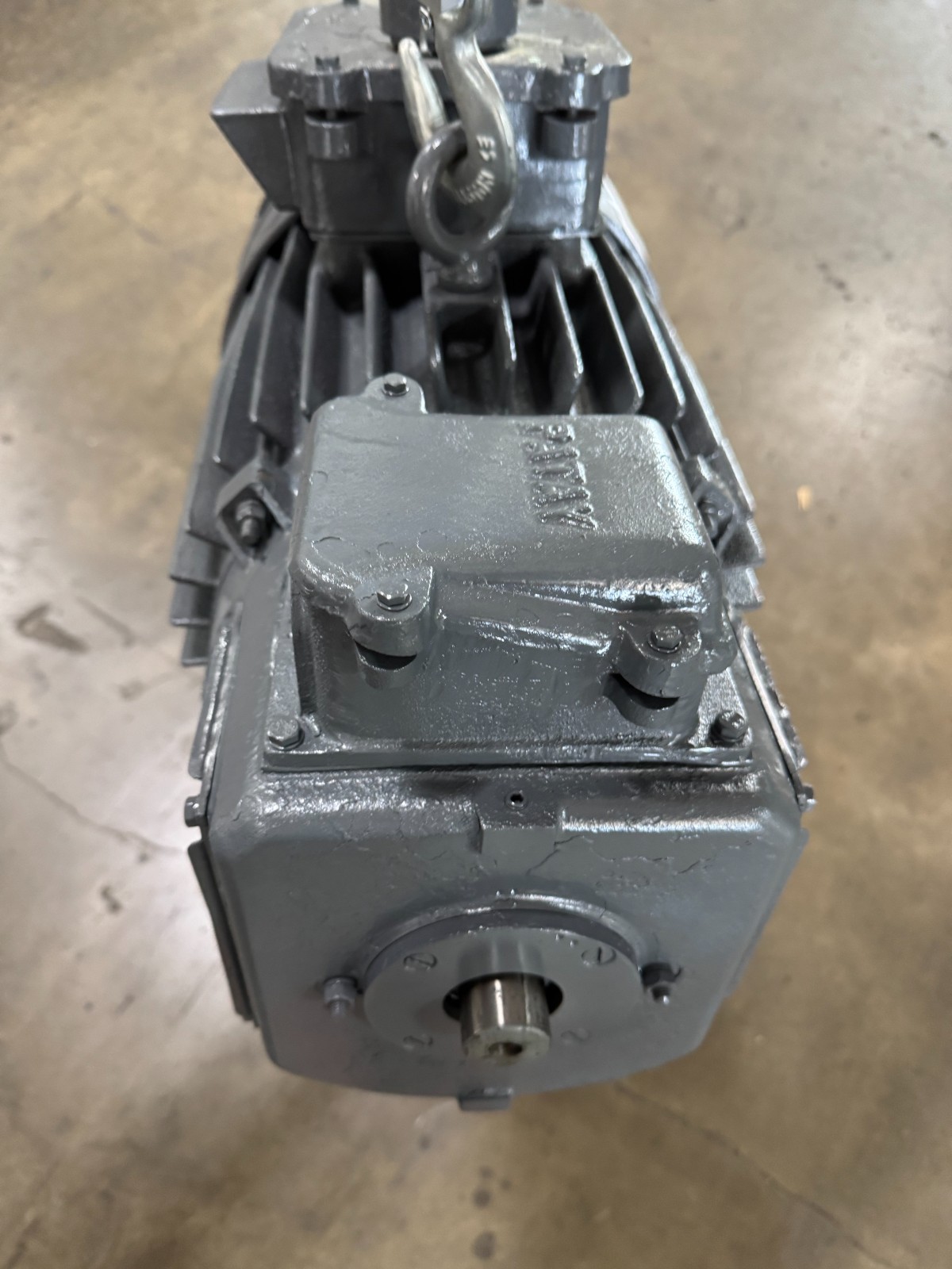 PATAY CRANE MOTOR Y1 Y2 7 HP MODEL FLSB 160M6 B5 1200 RPM 254/440 V 3PH 42/20AMP