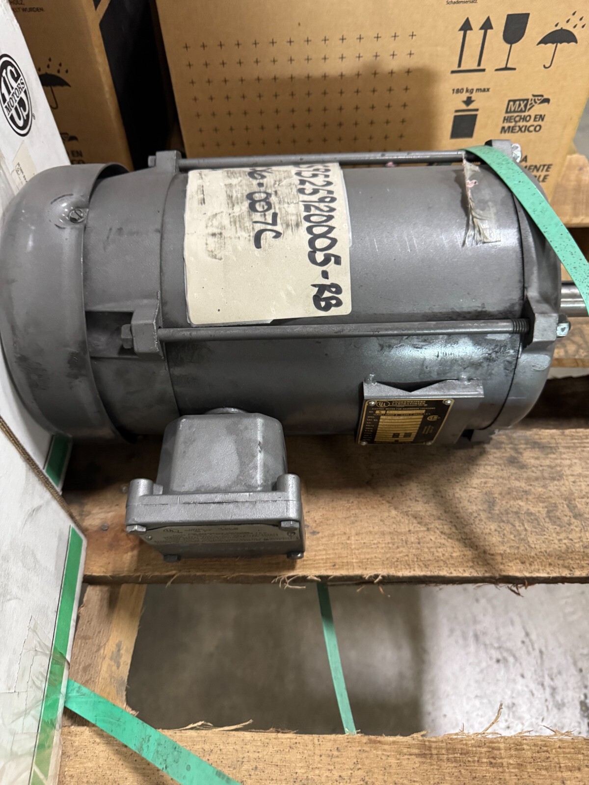 BALDOR MOTOR L3 2 HP MODEL MY0417 1140 RPM 230/460 V 3 PH 6/3 AMPS FR 384T