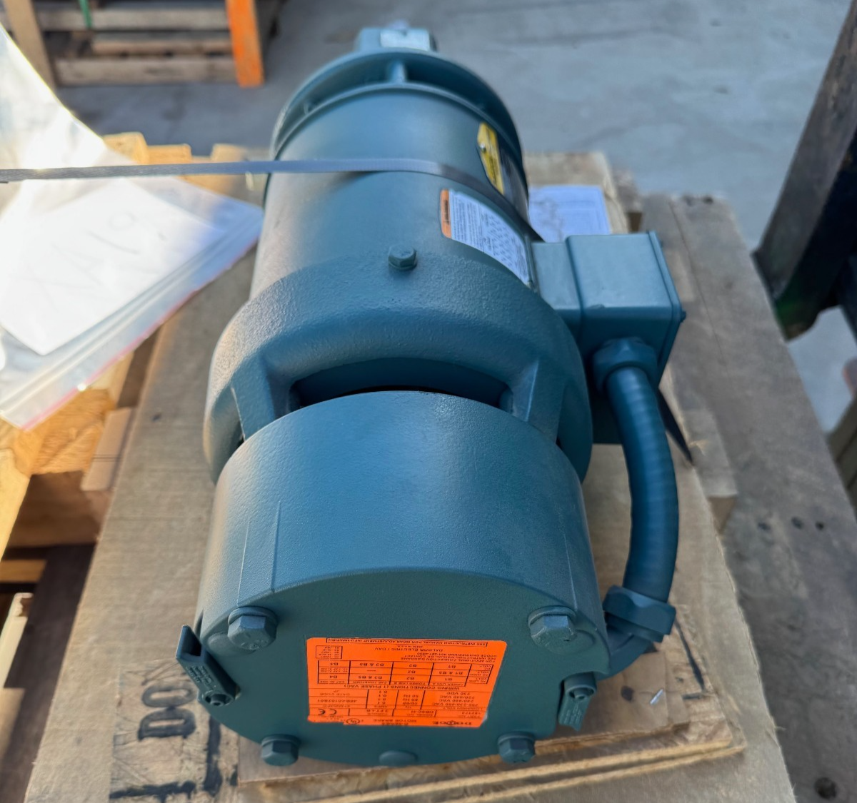 MASTER POWER TRANSMISSION GEAR MOTOR XA19 M703242 56WG16A 1750 RPM IN 15 TO 1