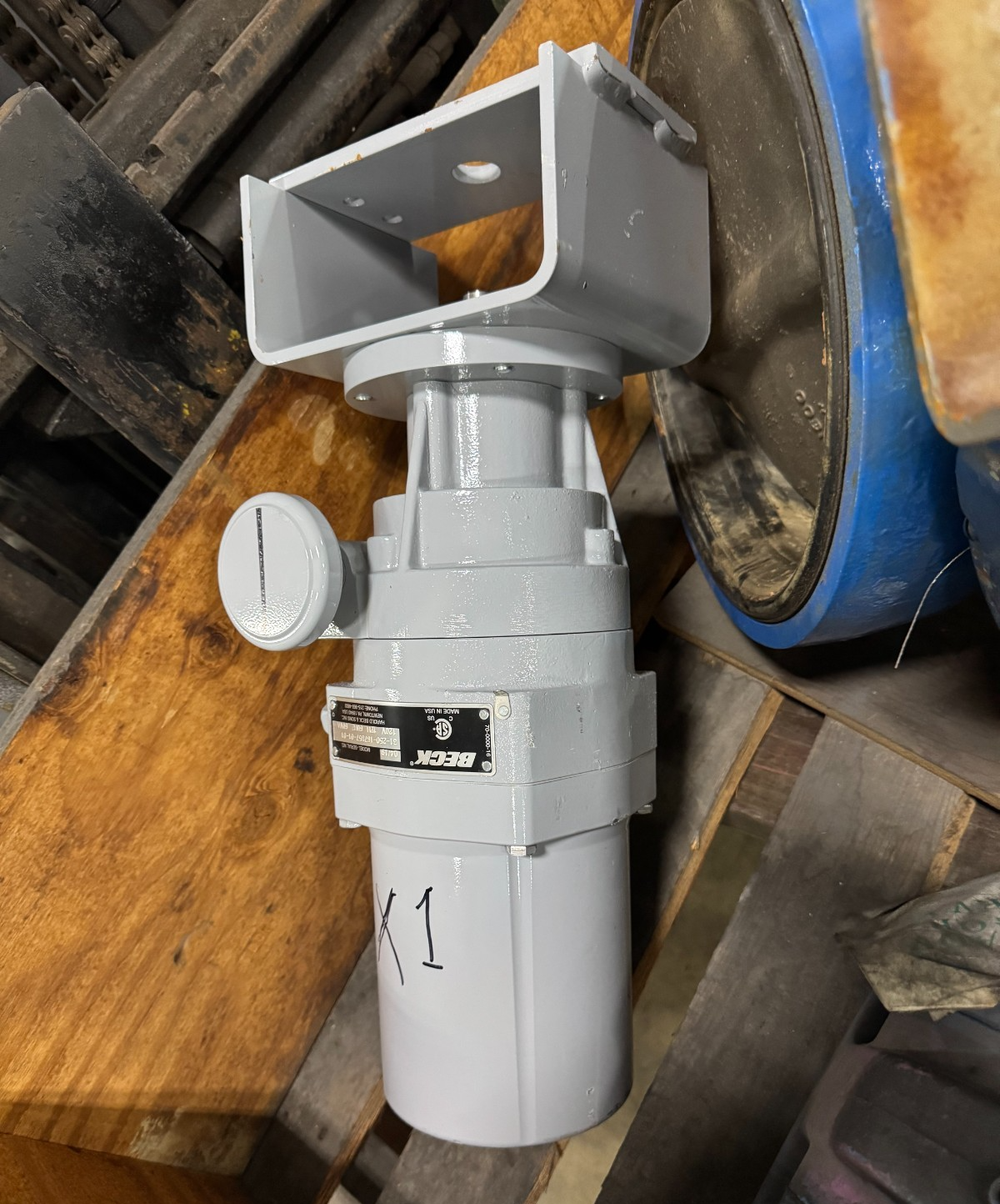 Beck Electric Actuator X1 Model 181-250-167857-01-01 120V 1 PH  60 VA