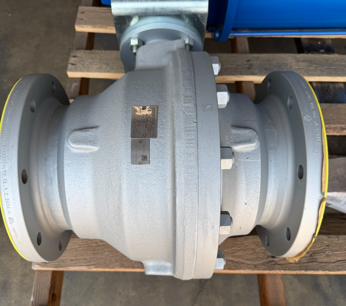 Used ARGUS 8" 150 RF FP BALL VALVE FK76M V2 W LIMITORQUE ACTUATOR LPS-15A-385B-F03-3