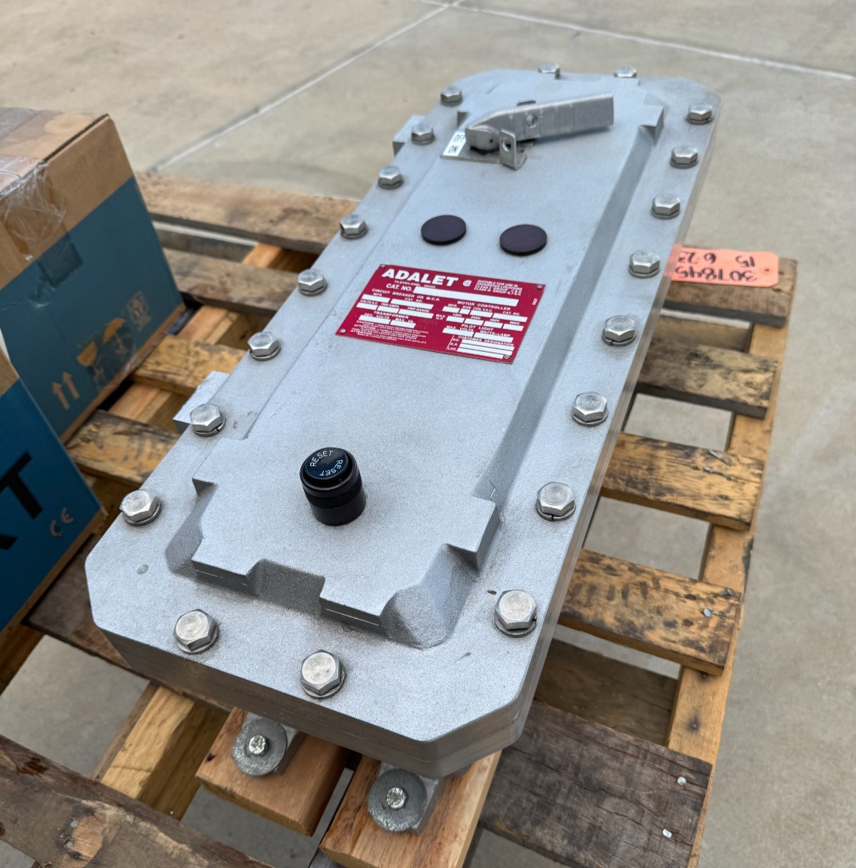ADALET EXPLOSION PROOF BREAKER BOX ENCLOSURE XCBSAQ N4 AD11A