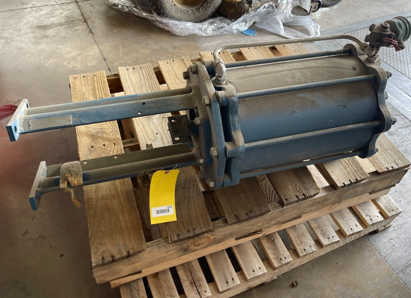 DEZURICK PNEUMATIC ACTUATOR 2006162 346243-1