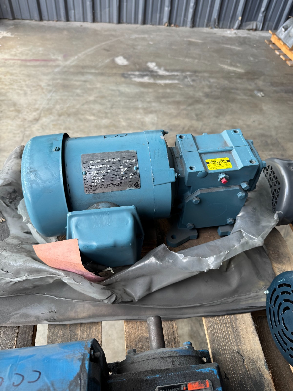 Regal-Beloit Gear Motor CC1 3/4 HP MOD CK75ETW-21AL30LE/F 1725 TO 58 RPM 230/460