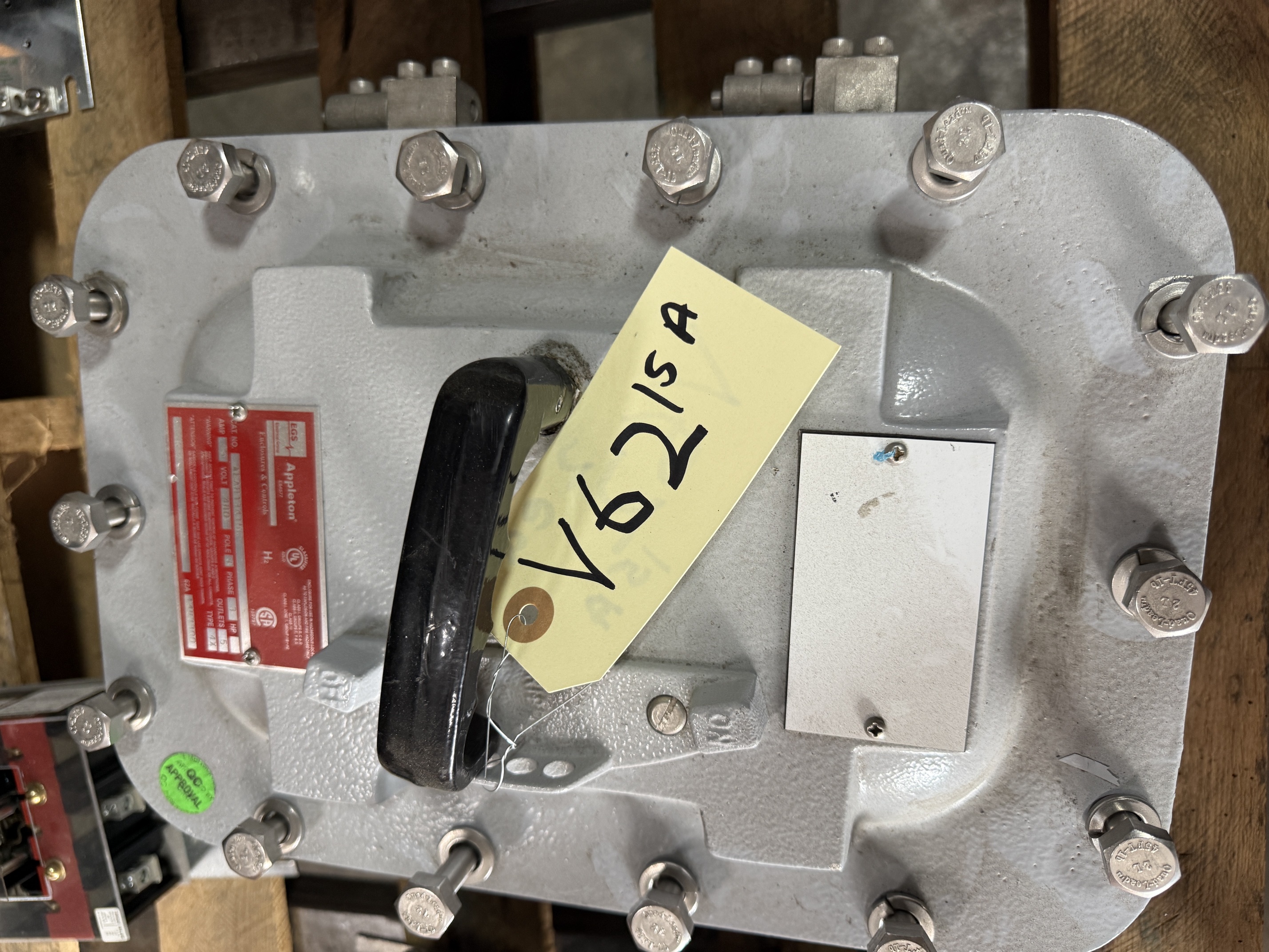 APPLETON EGS EXPLOSION PROOF BREAKER V62 15 AMP 600 V 3 POLE 3 PH AEAB13415C