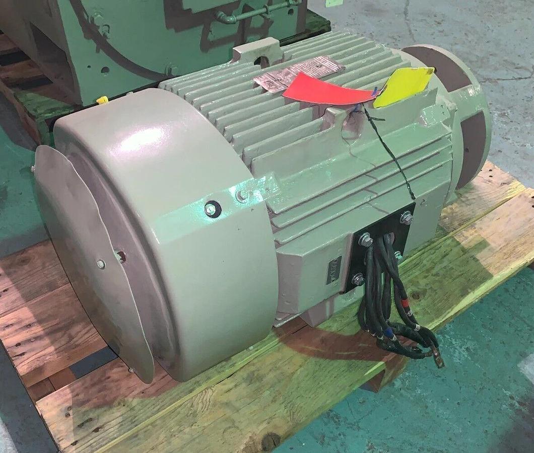 MOTOR Electric 40 HP GE Vertical Mounted Tri Z clad GE 5K3224ST115