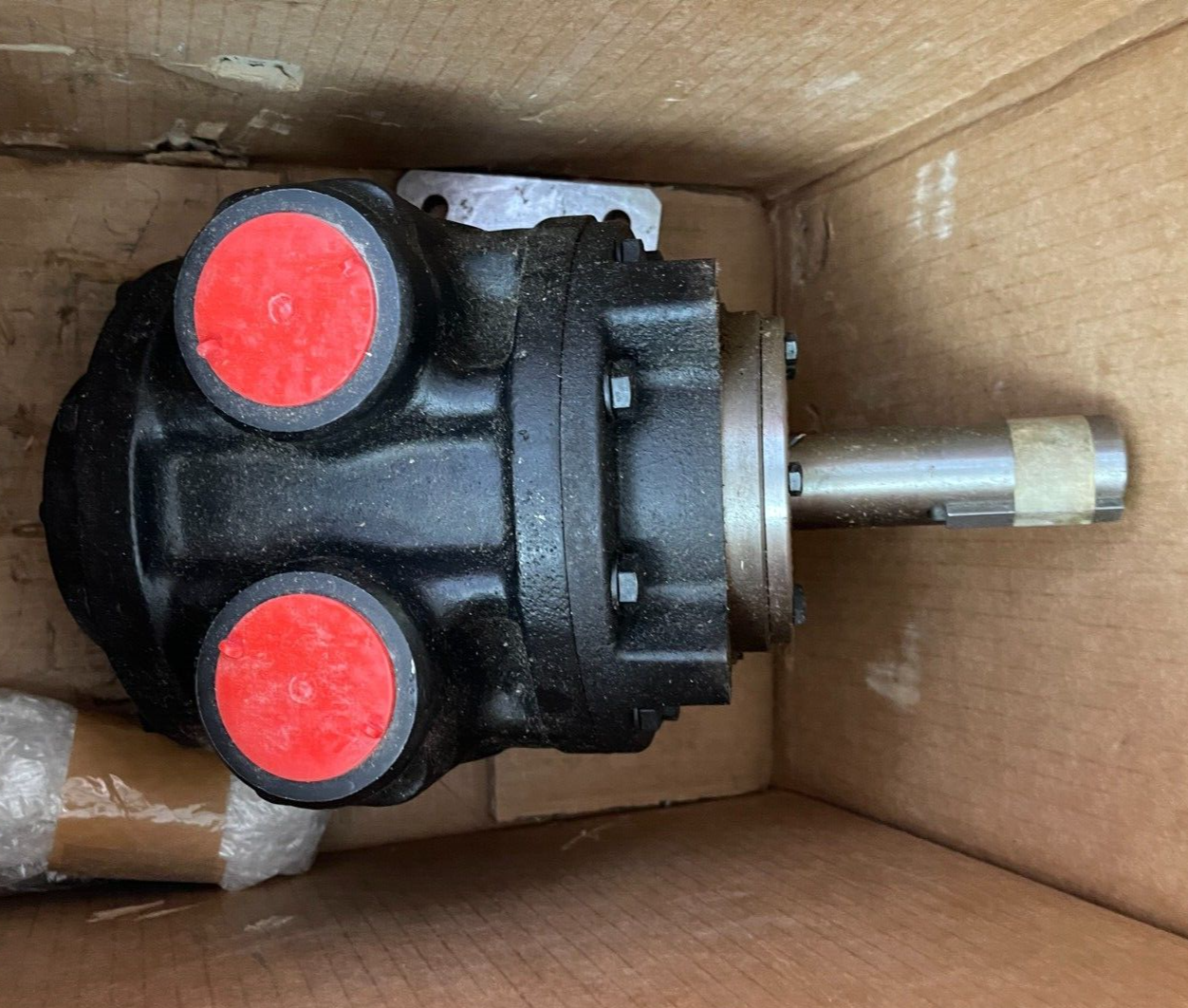 PNEUMATIC MOTOR GLOBE AIR MOTORS TSA M620B5D90 COM W BN90 BRAKE