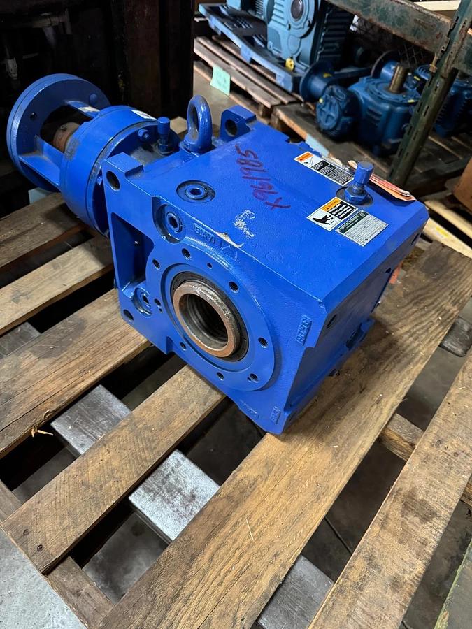 SM-BEVEL BUDDYBOX SUMITOMO GEAR REDUCER WA54 LHYJS-2C145Y--Y1-151 1750 TO 7.23