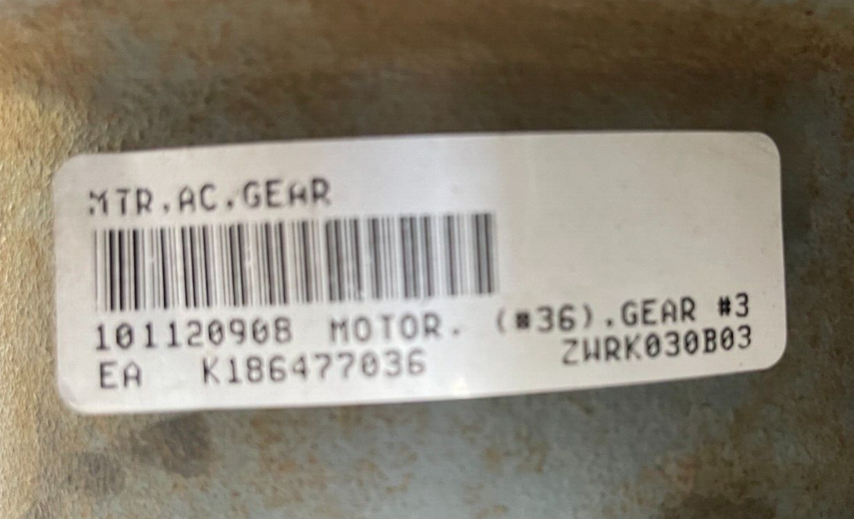 Sew Eurodrive Gearmotor .37 KW 266/460V 1680/ 24 RPM PF60DT71D4
