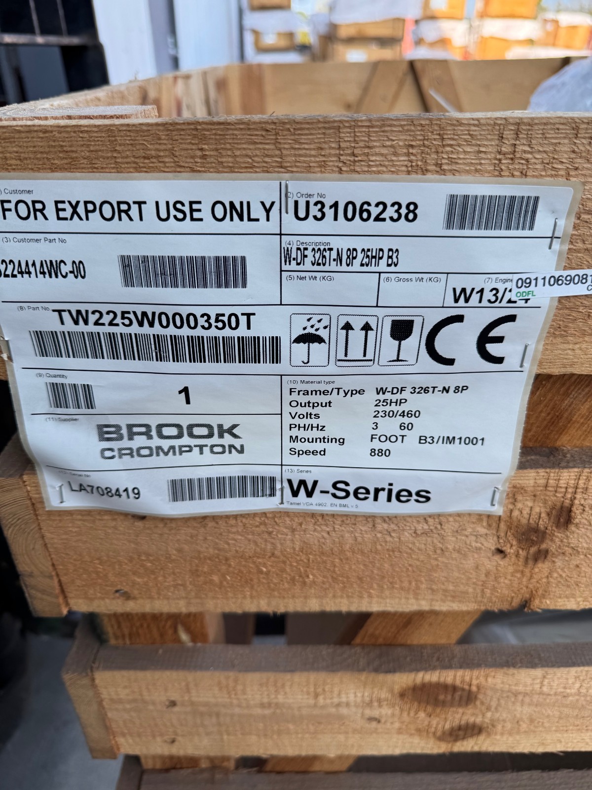 BROOK CROMPTON 25 HP  VERTICAL MOTOR XA14 15MODEL TW225W000350T 880 RPM 460 V