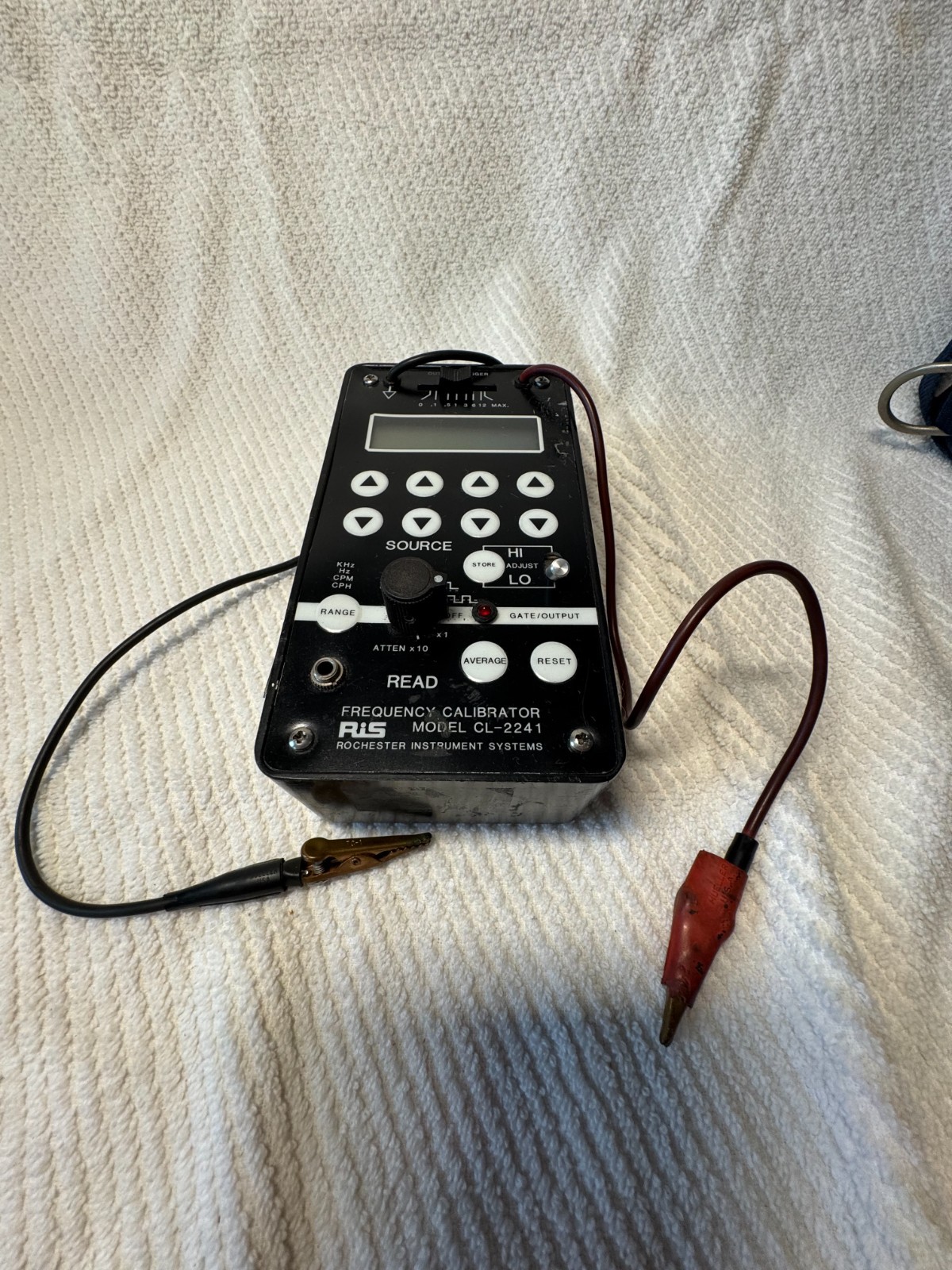 RIS ACUPRO FREQUENCY CALIBRATOR AB3 MOD CL-2241 SER 12818