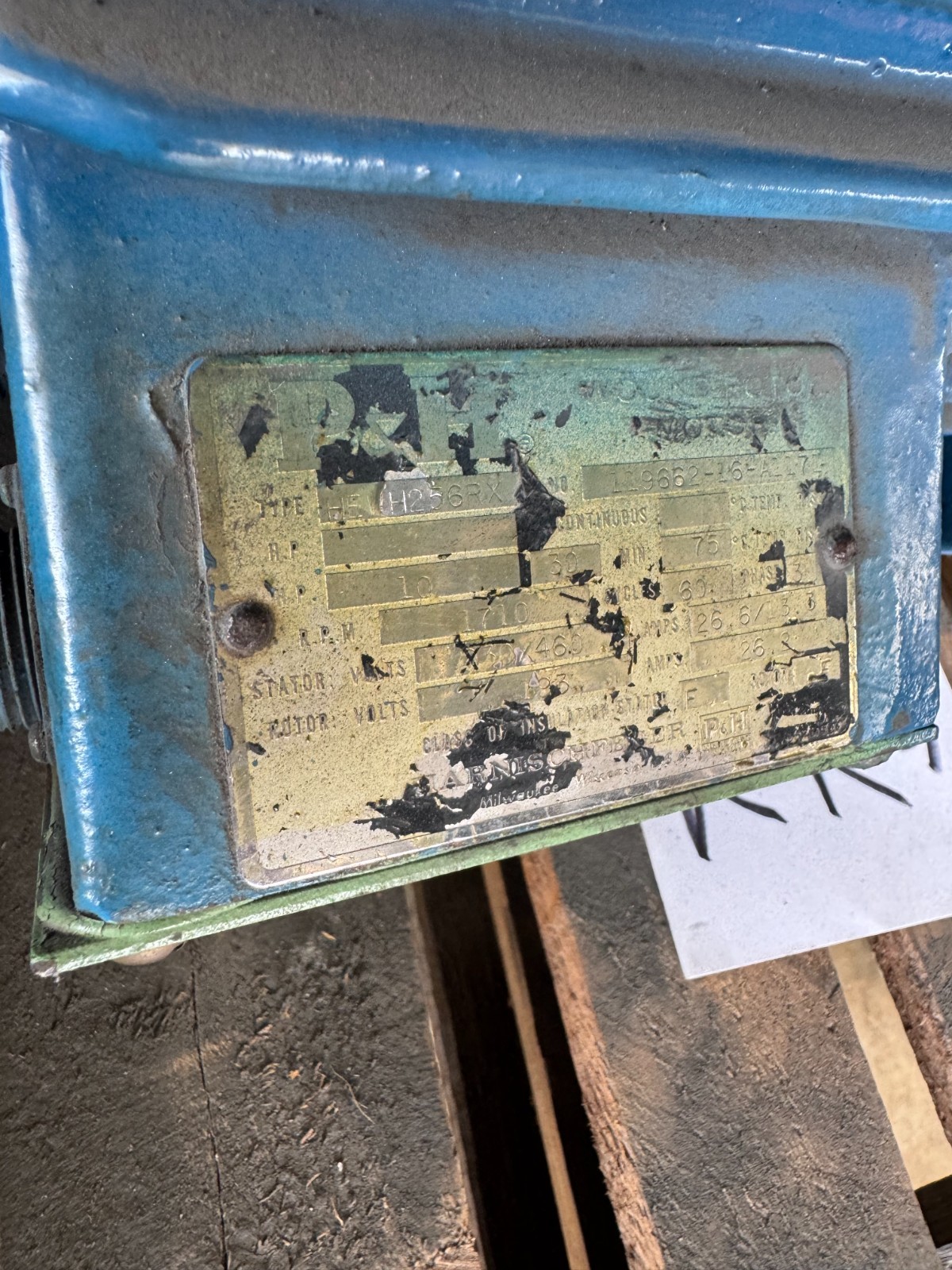 P&H CRANE MOTOR 10 HP RR4 MODEL HE-H256RX  1710RPM 230/460 V 26.6/13.3 AMP 3 PH