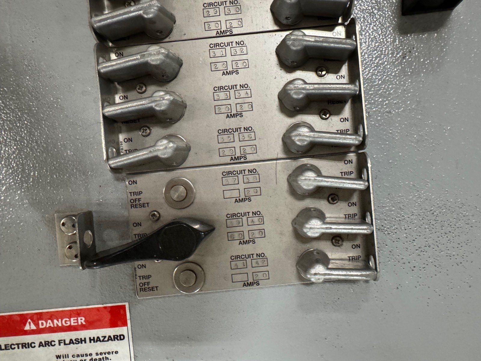 APPLETON/EGS 225 AMP AD7 EXPLOSION PROOF BREAKER PANEL ALPND22C42ML-359 120/208V