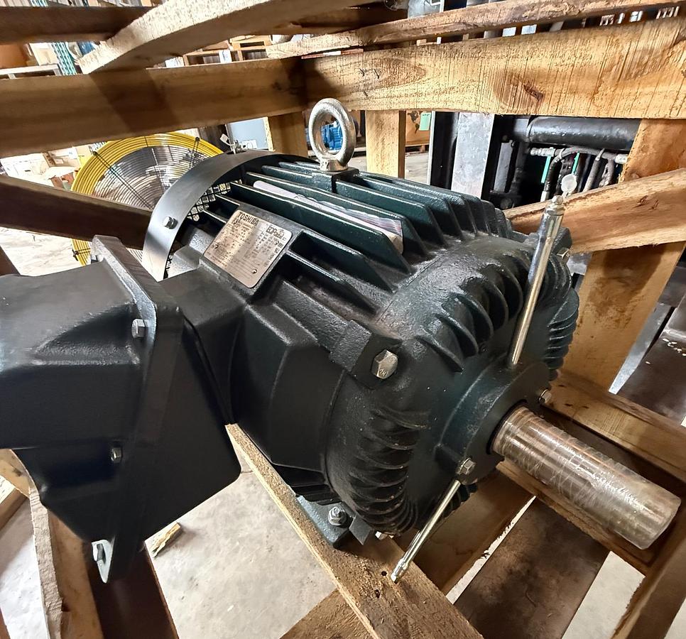 Refurbished TOSHIBA SEVERE DUTY MOTOR 25 HP MODEL 0254SDSC41A-P 2YZ8 1770 RPM