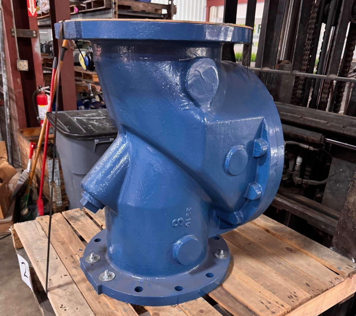 APCO DEZURIK 12" 250 LB FF CHECK VALVE 2XE DI BODY MODEL CRF-100A 190 DEGREE AW6