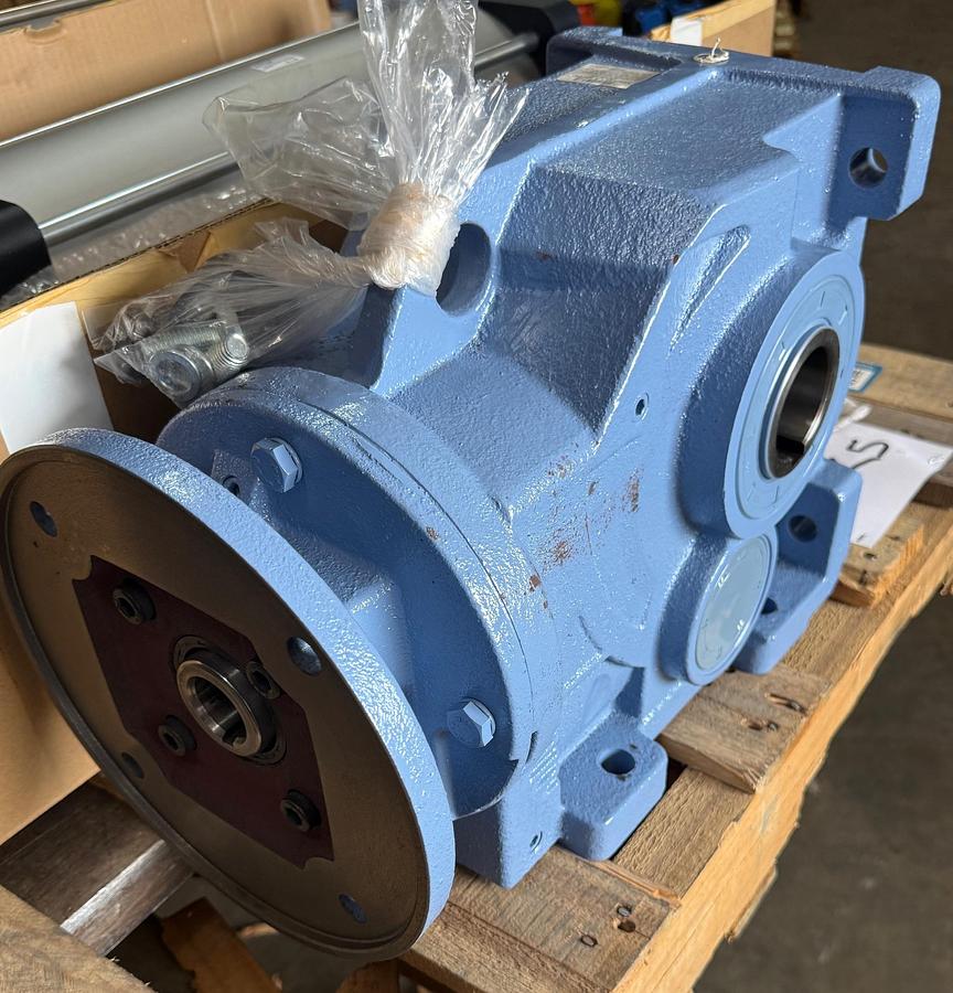 WORLDWIDE REDUCER GEAR REDUCER 3AK5 MODEL KHN77-65/1-H-182/4TC SIZE 77 RATIO 64 TO 1