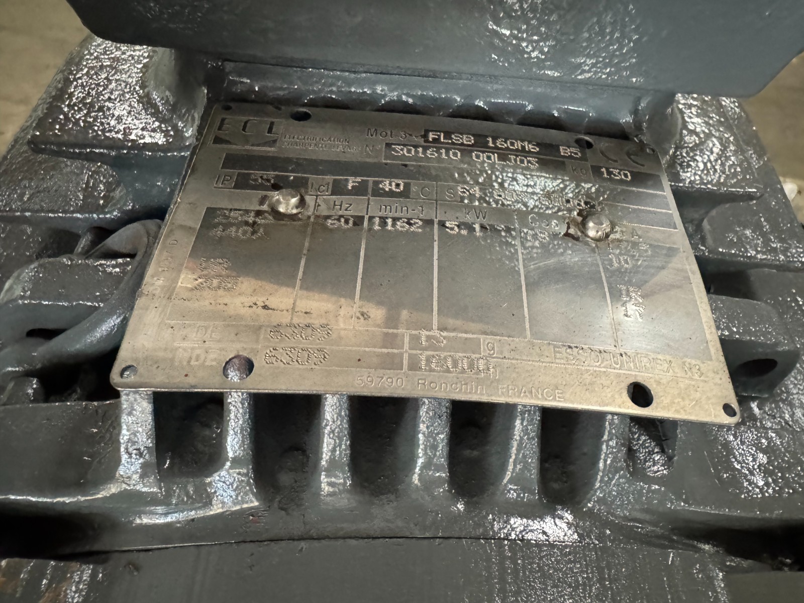 PATAY CRANE MOTOR Y1 Y2 7 HP MODEL FLSB 160M6 B5 1200 RPM 254/440 V 3PH 42/20AMP