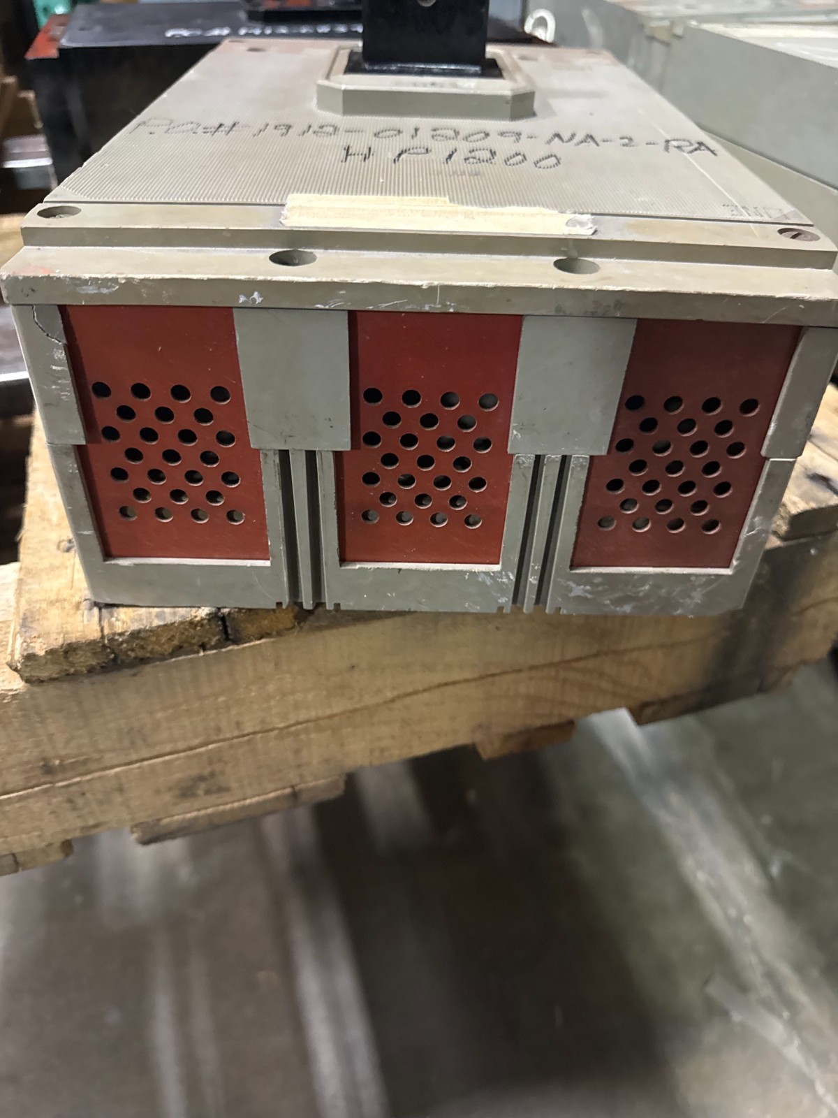 Refurbished WESTINGHOUSE 1200AMP BREAKER HP1200CSN WITH TRIP UNIT 2YU5