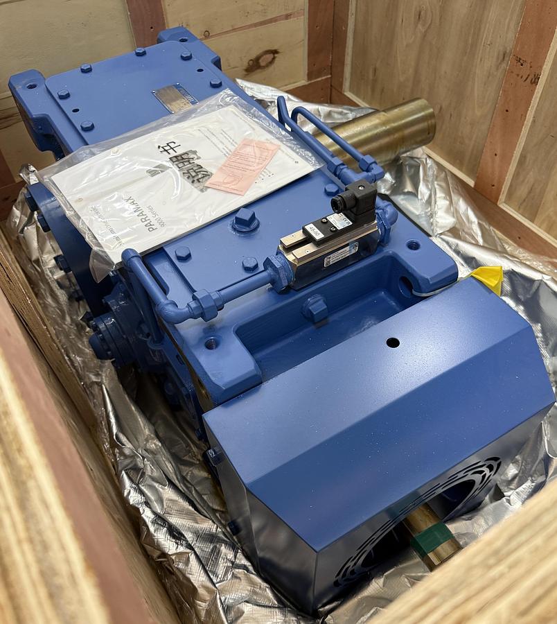 SUMITOMO PARAMAX GEAR REDUCER 3AJ4 MODEL PVA9050R2R-RRF-5.587 RATIO 150 HP