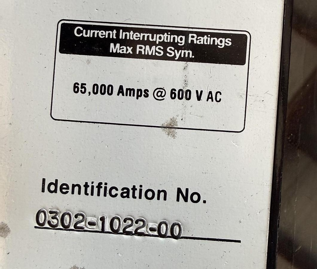 Refurbished GE 1600 AMP Power Break I Breaker MODEL TPR5616QARHC 1600A TRIP FULL SZ FRAME CAT TPY5616 TRIP PLUG AND AUX A B 24VUVR