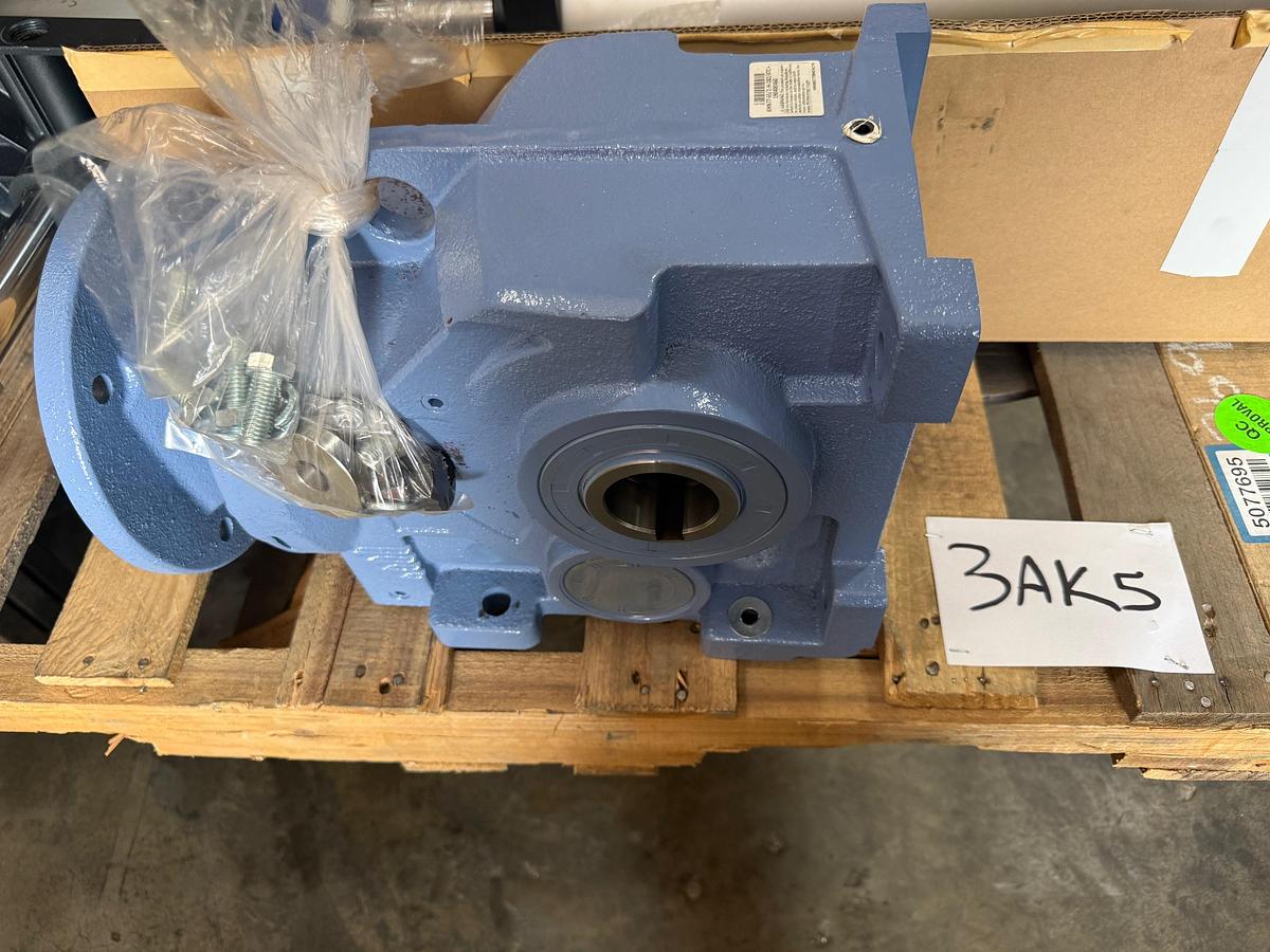 WORLDWIDE REDUCER GEAR REDUCER 3AK5 MODEL KHN77-65/1-H-182/4TC SIZE 77 RATIO 64 TO 1