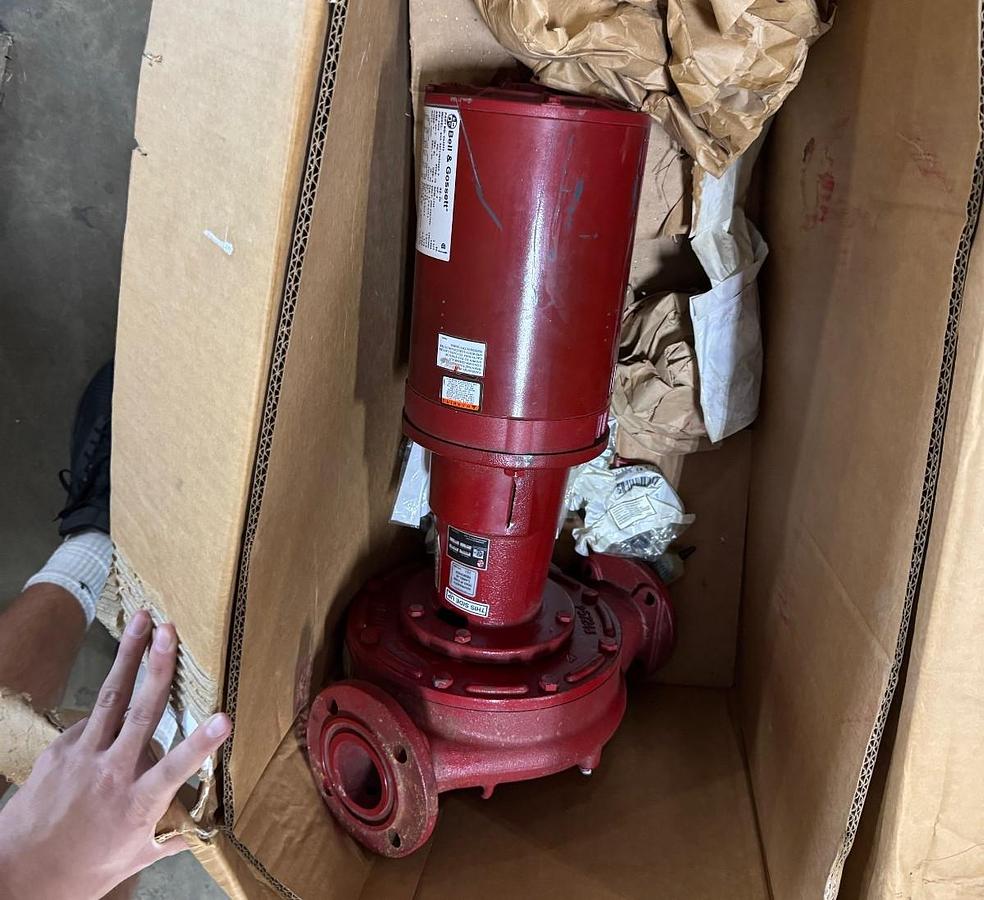 Bell & Gossett 2" X 2" X 7" CENTRIFUGAL PUMP VA17C F MODEL W72754 619-T 2x7