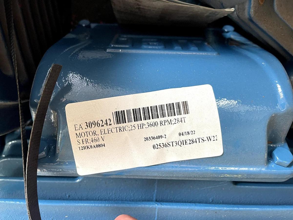 WEG 25 HP ELEC MOTOR 3545 RPM 460 V FRAME DT80K 02334ST5Q5234TS-W22
