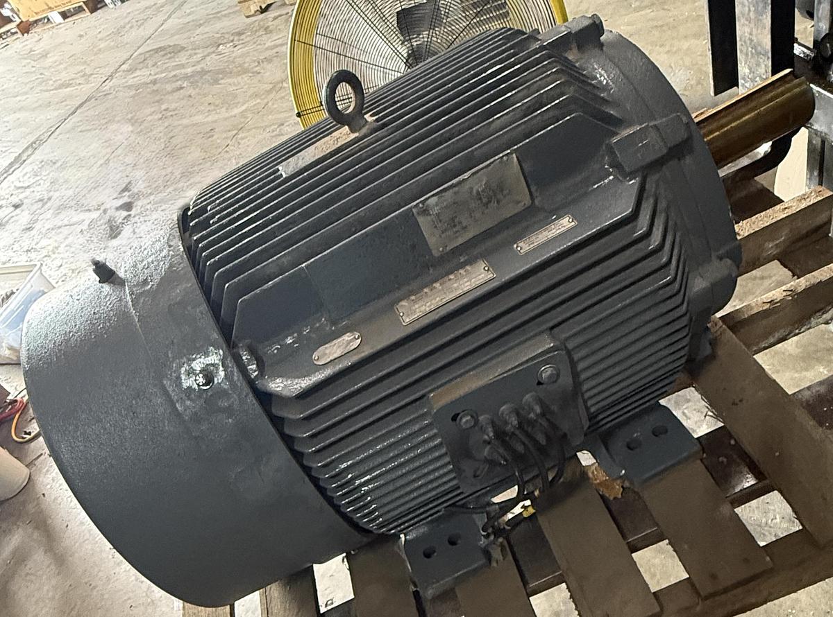 Refurbished SIEMENS DUTY MAX MOTOR 60 HP MODEL RGZSD 2YZ5 860 RPM 575 V