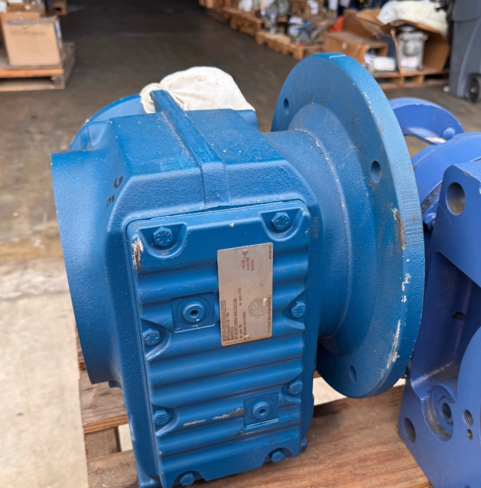 SEW-EURODRIVE GEAR REDUCER MOD KAF87/A 1 1XK 750 TO 36 RPM 2" HOLE SIZE