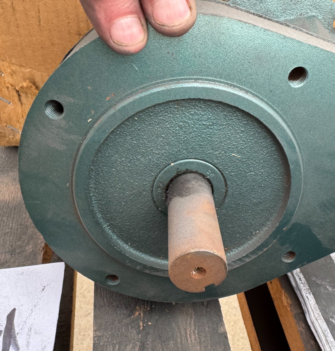 UNITED EQUIPMENT JJ2 MODEL XCEL2 M0813-01 3 HP 900 RPM OUT