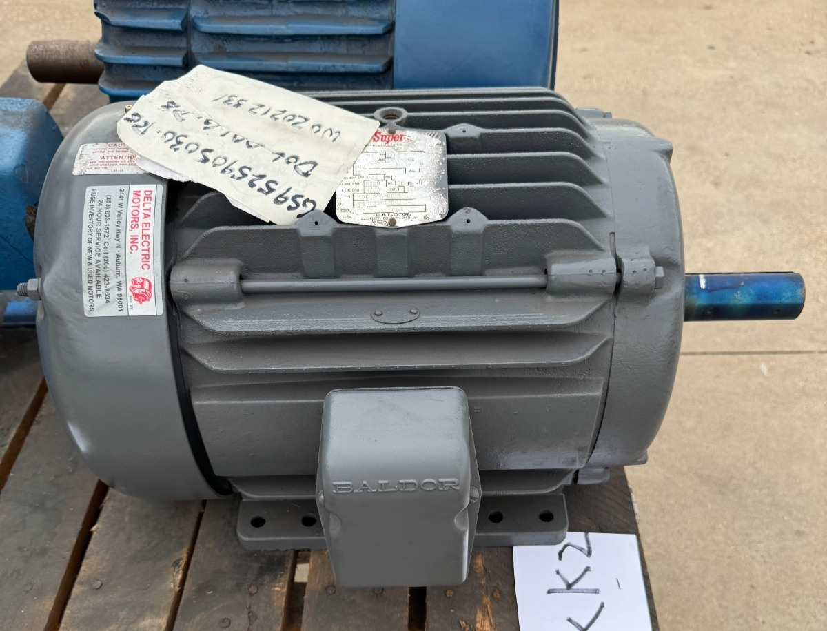 BALDOR SUPER E MOTOR KK2 15 HP MODEL 595C-1651770 RPM 460 V 3 PH 18 AMP FR 254T