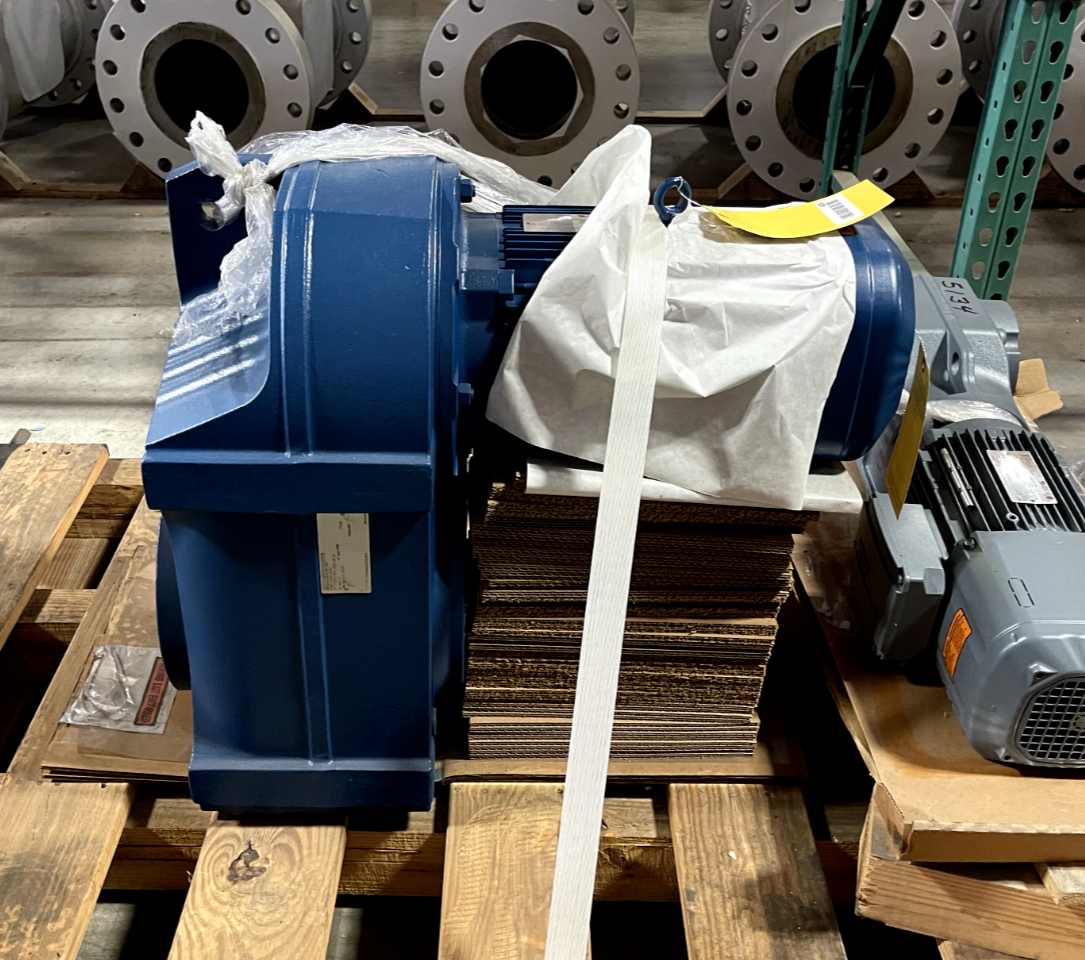 Sew Eurodrive 7.5-HP Gearmotor, 1768/23 RPM, 230/460 V, 75.63:1 Ratio FA97 DRN13