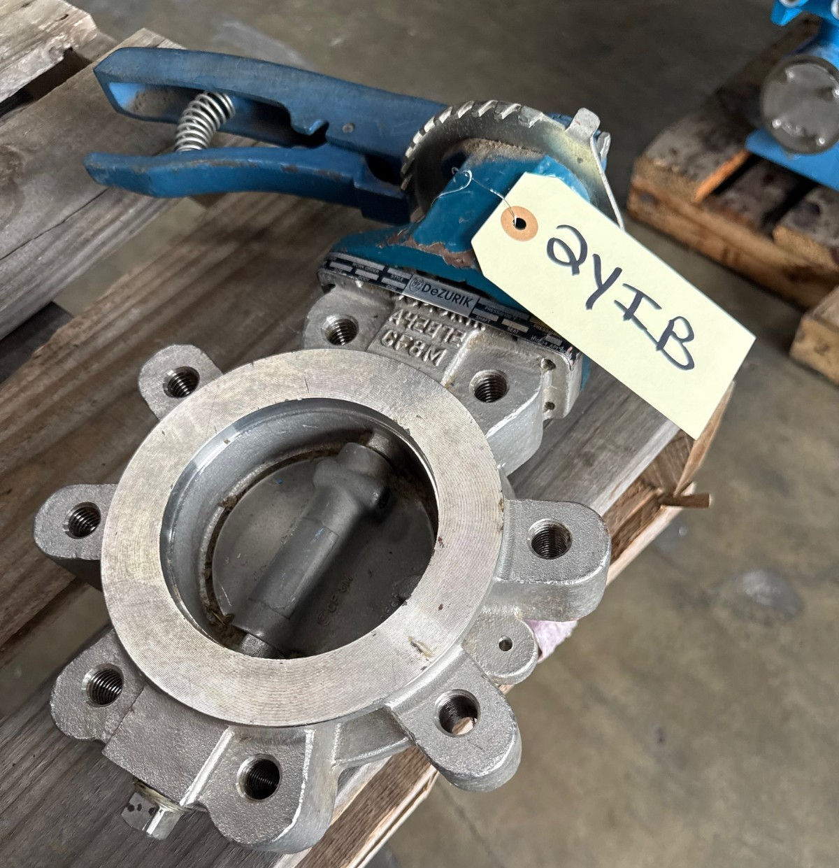 Used DEZURICK 4" 150 LB LUG HIGH PERFORMANCE BUTTERFLY VALVE MODEL BHP 932520-1 2YIB
