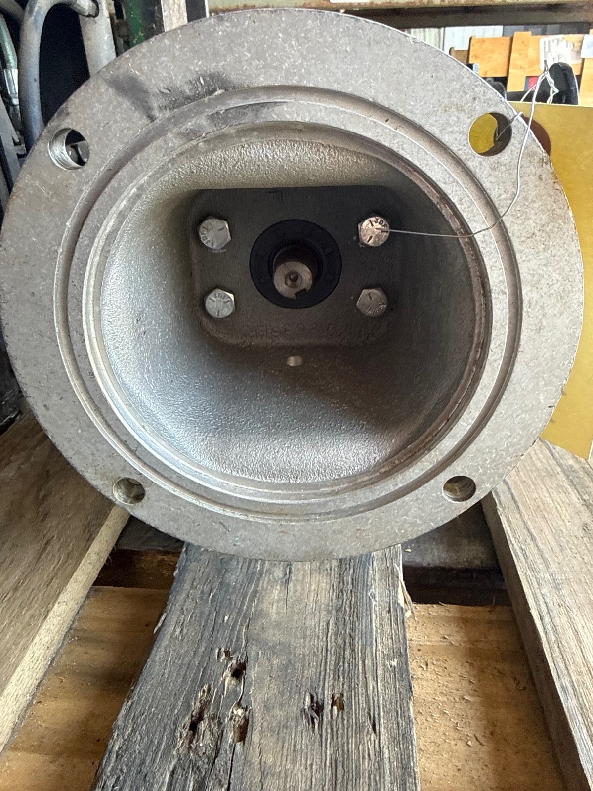 ELECTRA GEAR GROVE GEAR REDUCER 1XVK MOD EL-HM-821-5-H1-56-19 1750 RPM IN 5 TO 1