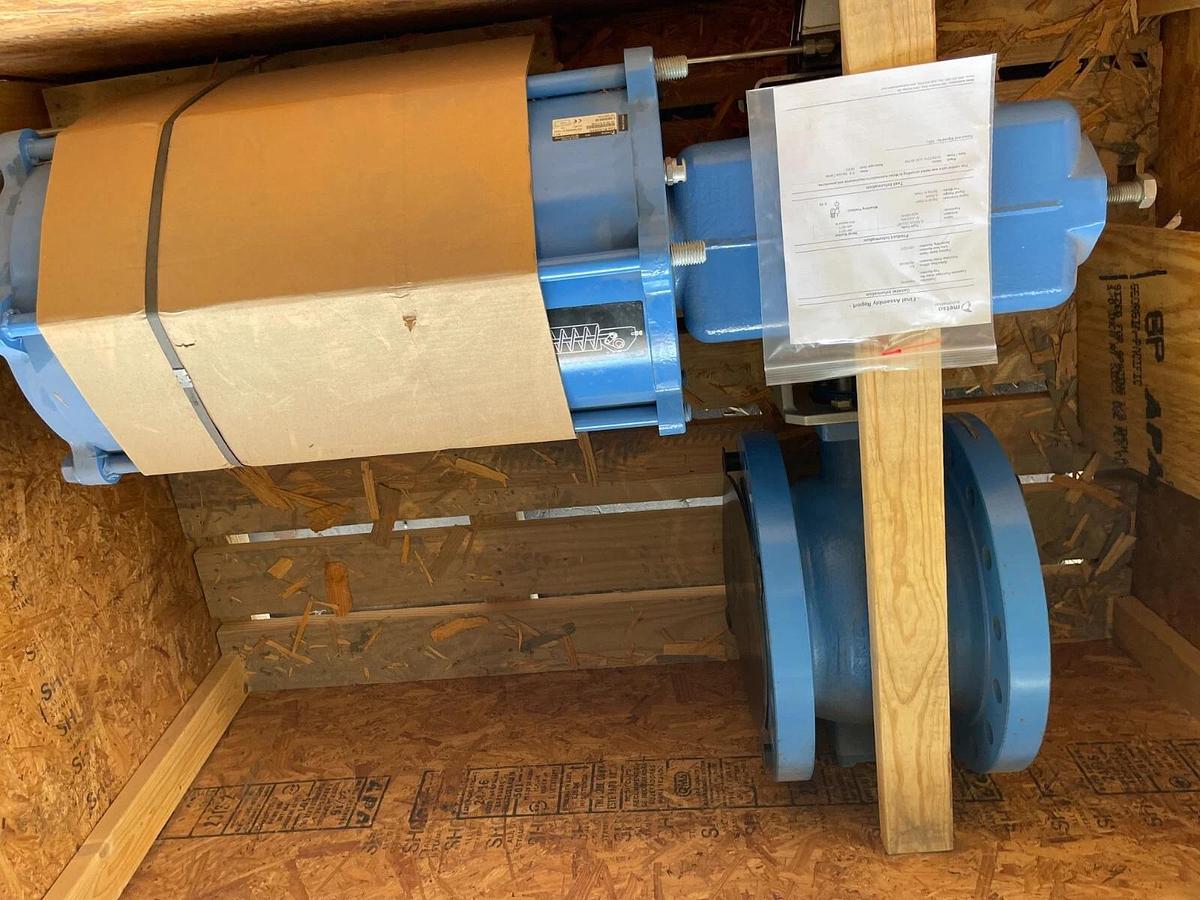 12" 300 RF BALL VALVE NELES JAMESBURY Q-REDA12DJJST WCB X 316 SS WITH ACTUATOR