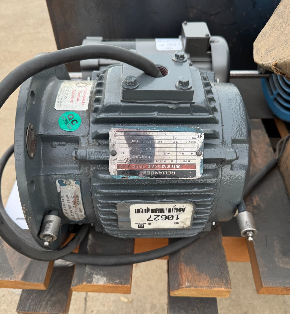 RELIANCE MOTOR JJ4 1 HP MODEL P18G71843 1780 RPM 460 V 3 PH 2.2 AMP FR 182TDZ