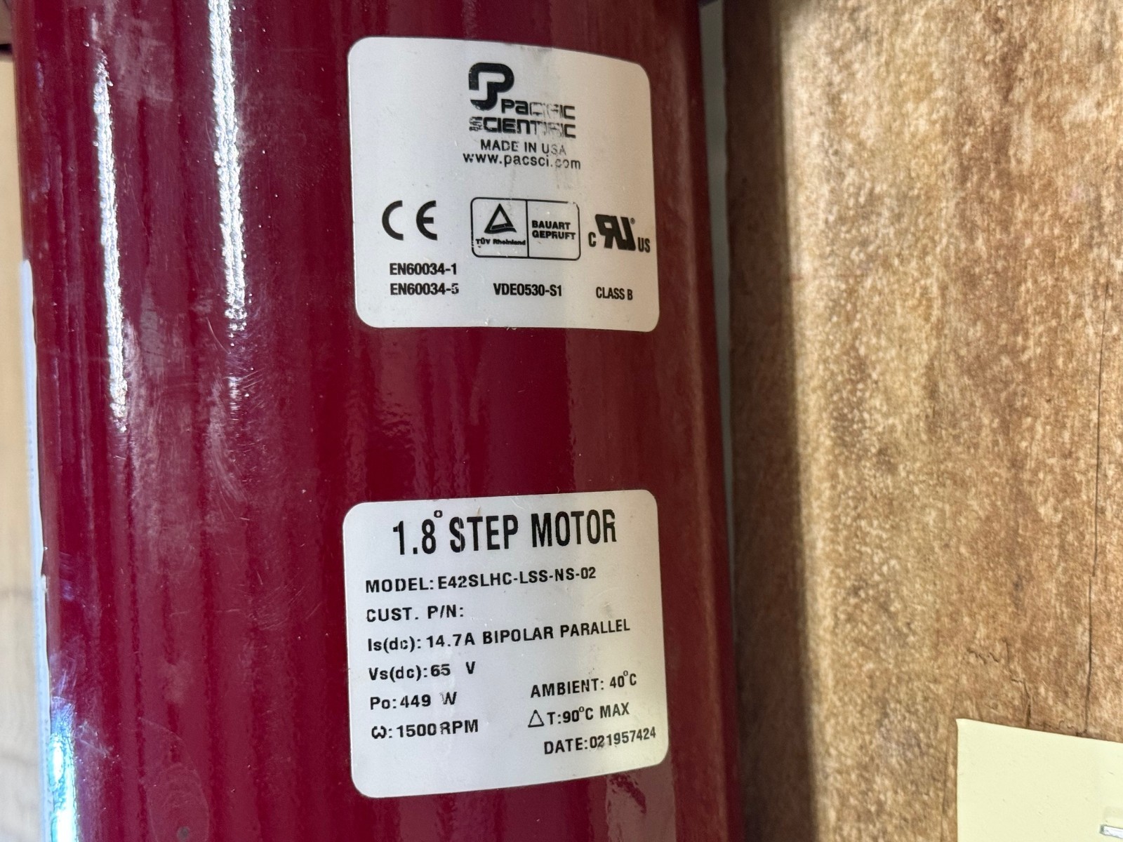 PACIFIC SCIENTIFIC 1.8 HP STEP MOTOR 1XD MOD E42SLHC-LSS-NS-02 1500 RPM 65 V DC