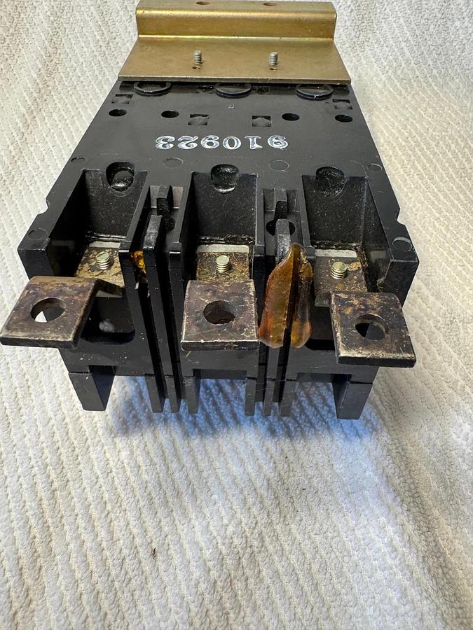 70 AMP WESTINGHOUSE POWER CURRENT LIMITING CIRCUIT BREAKER  ZZ2  600 V 3 POLE