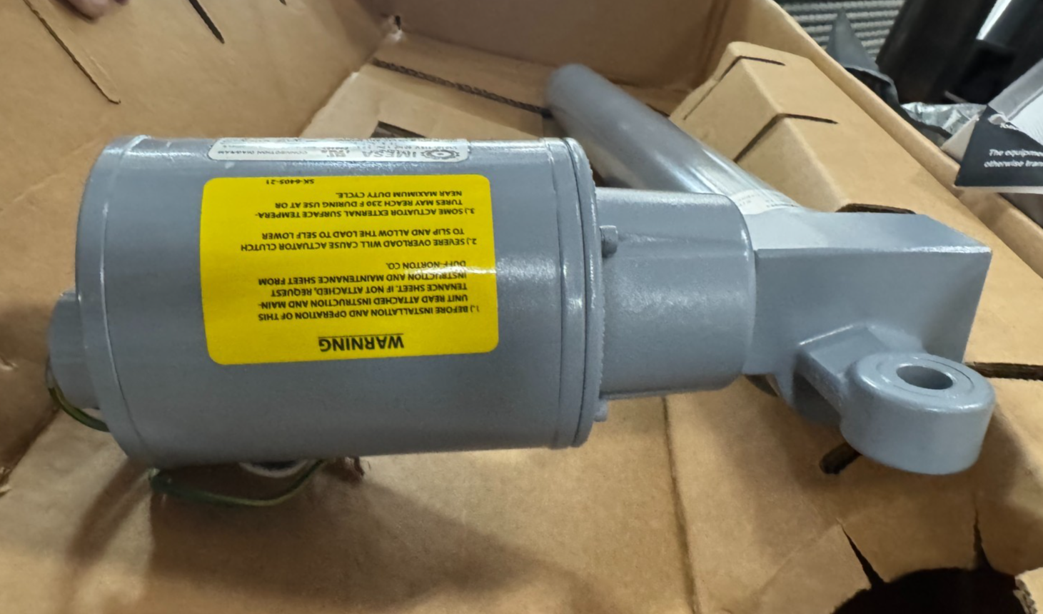 DUFF NORTON LINEAR ACTUATOR YY5 MODEL SPB6405-18" STROKE 115 V 500 LB CAPACITY