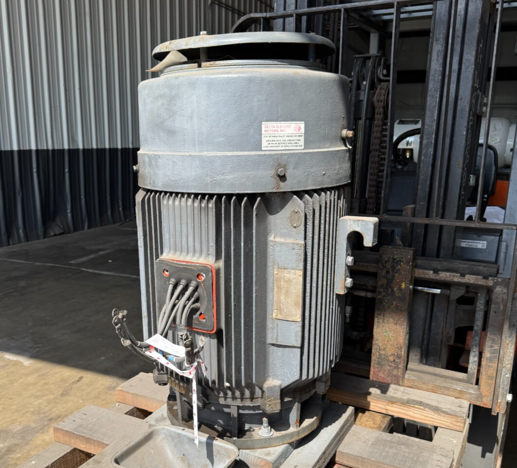 SIEMENS MOTOR B 100 HP MODEL RGZVMTSD 1775 RPM 460 V 118 AMP 3 PH FR 405HP